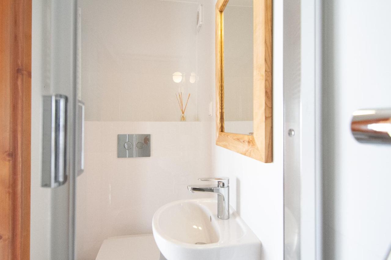 Double Room with Balcony (3 Adults),1173840774:JPEG